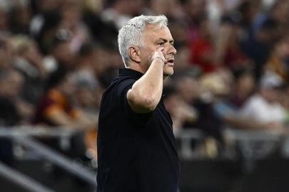 Mourinho ile Fenerbahçe'nin yolları ayrıldı! Hisselerden ilk tepki geldi