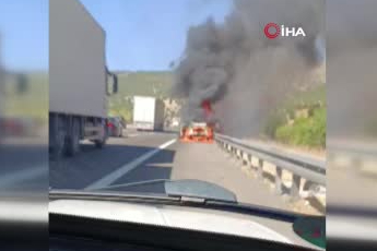 Ankara'da otomobilde başlayan yangın ormanlık alana sıçradı