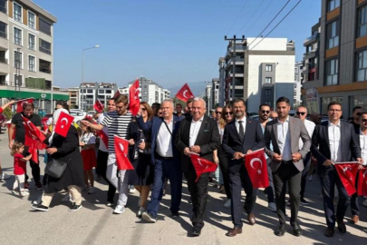 Bursa Nilüfer’de coşkulu 30 Ağustos Zafer Bayramı yürüyüşü