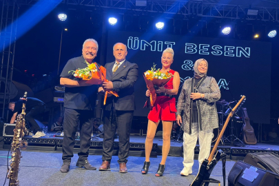 Ümit Besen ve Pamela İncirliova halkı ile buluştu