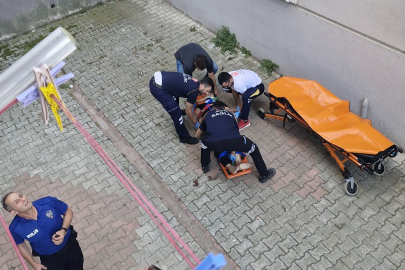 Samsun'da 4'üncü kattan atlayan kuaför kadın hayatını kaybetti