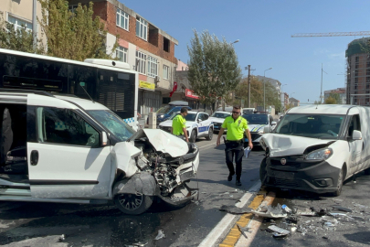 Tekirdağ'da 3 kişinin yaralandığı ağlatan kaza kamerada