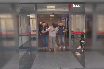 Ankara’da trafikte kesici aletle tehdit savuran şahıs yakalandı