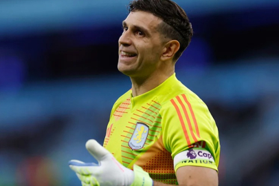 Galatasaray'ın çılgın teklifine Emiliano Martinez'den şoke eden yanıt