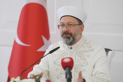 Ali Erbaş: İnsanlık zor ve çetin bir süreçten geçmektedir