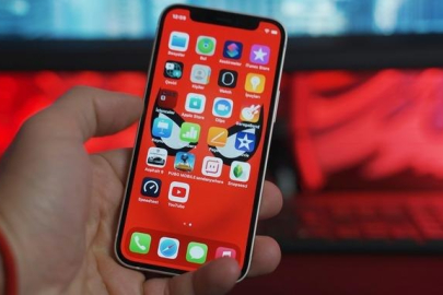 Apple'dan iPhone 12'lere 'radyasyon' güncellemesi!