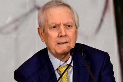 Aziz Yıldırım'dan 'adaylık' açıklaması: Ali Koç'a sert sözler