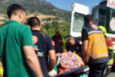 Balıkesir Sındırgı'da otomobil takla attı: 1 yaralı