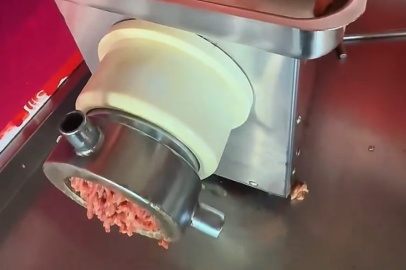 Gaziantep'te kasapta akılalmaz düzenek: Bozuk etleri vatandaşa yedirmiş