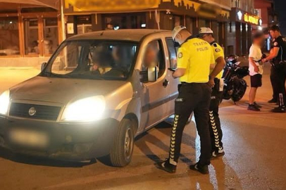 Isparta'da modifiye ve abartı egzoz denetiminde 5 araç trafikten men edildi