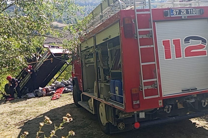 Zonguldak'ta yardım kömürü dağıtılan kamyon şarampole yuvarlandı: 2 ölü