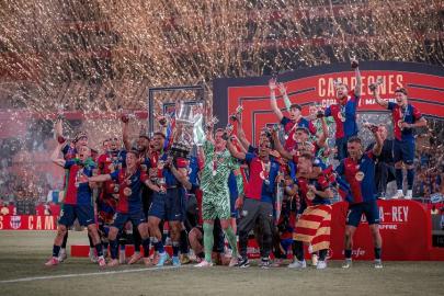 Barcelonalı yıldıza yıllık 100 milyon Euro maaş!