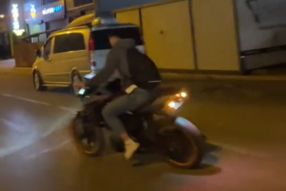 Bursa'da trafikte tehlikeli anlar! Drift atarak...