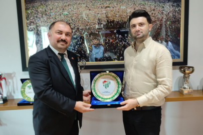 Bursa Vakıflar Genel Müdürlüğü'nden Bursaspor Başkanı Enes Çelik'e ziyaret