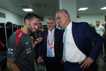 Erdoğan'dan A Milli Futbol Takımı'na tebrik telefonu