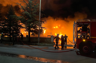 Niğde'de fabrika yangını