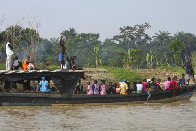 Nijerya'da yolcu teknesi battı! Çok sayıda ölü ve yaralı var...