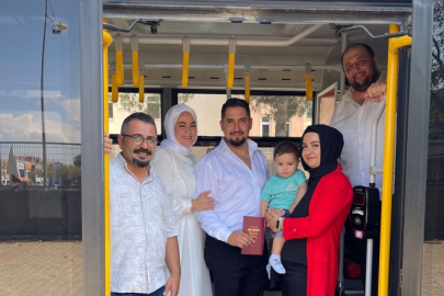 Bursa'da nikahlarına yetiştiren şoförü şahit yaptılar