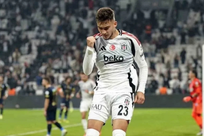 Trabzonspor'da Ernest Muçi transferi için geri sayım başladı!