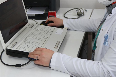 Aile hekimleri ve aile sağlığı çalışanlarının sözleşme ve ödeme esaslarında değişiklik