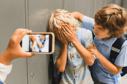 Akran zorbalığı çocukların geleceğini tehdit ediyor