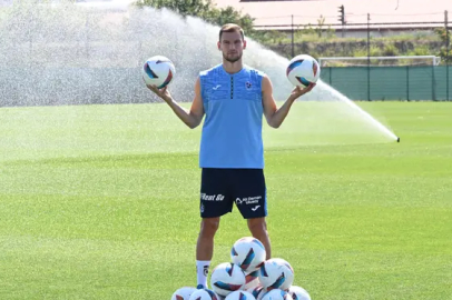 Borna Barisic ile yollar ayrıldı