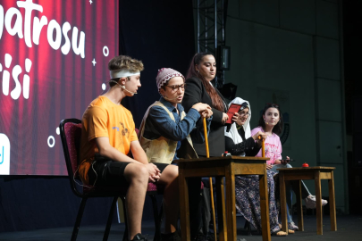 Bursa Yenişehir’de çocuklar festival sahnesinde