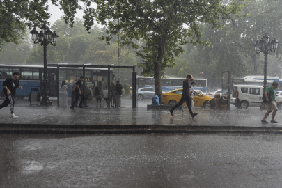 Bursalılar hafta sonu yağmura doyacak! Meteoroloji saat saat açıkladı... (6 Eylül 2025 Bursa Hava Durumu)