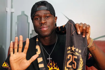 Singo'nun sözleşmesinde olay madde: Türk futbol tarihinde bir ilk