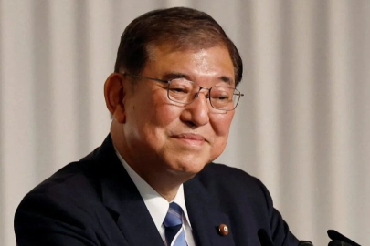 Japonya Başbakanı Şigeru, görevinden istifa ediyor