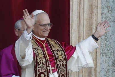 Papa 14. Leo milenyum kuşağının ilk azizini ilan etti