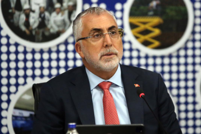 Bakan Işıkhan: Tam 20 çeyrektir kesintisiz büyüme sürecimiz devam ediyor