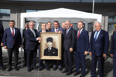 Bursa'da hayırsever katkısıyla yaptırılan okulda ilk ders zili çaldı