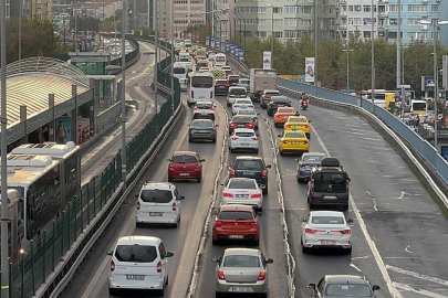 İstanbul'da okulların ilk gününde trafik yoğunluğu