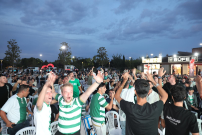 Milli heyecan ve Bursaspor maçı dev ekrana yansıdı!