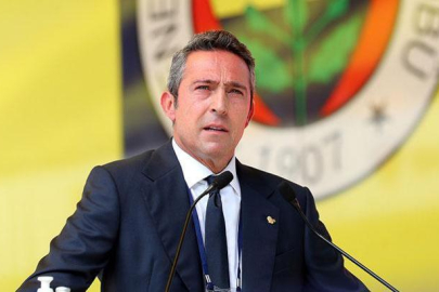 Fenerbahçe'den bir bomba daha! Yıldız futbolcu telefon bekliyor