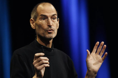 Steve Jobs’un ölmeden önce kendisine gönderdiği e-posta ortaya çıktı