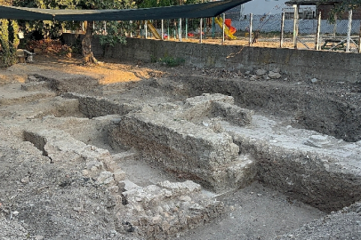 Bursa İznik'te tarihi mozaik gün yüzüne çıkarılmak için bekliyor!