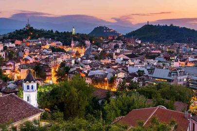 Dikkat çeken çifte vatandaş detayı! Ülkenin istihbarat teşkilatı DANS Türkçe bilen ajan arıyor