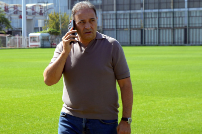 Fuat Çapa: Cumartesiden önce mutlaka bir forvet alacağız