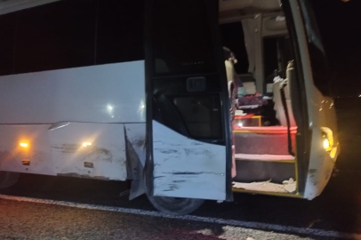 Konya'da midibüs ile otomobil çarpıştı: 1 yaralı