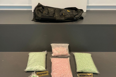 Samsun'da uyuşturucunun kapısını açan anahtar: 18 bin extacy hap ele geçirildi