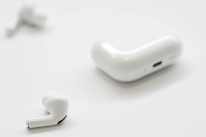 Akıllı saatlerin yerini kulaklıklar mı alacak? Yeni Apple kulaklığı, saatleri solladı