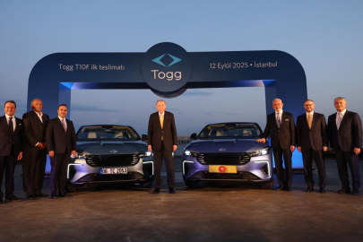 Cumhurbaşkanı Erdoğan: Togg'un T10F modelinin Tip Onay Belgesi'ni verdik