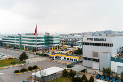 Hedef 400 avroluk yatırım! Bursa'daki dev fabrikaya kritik ziyaret