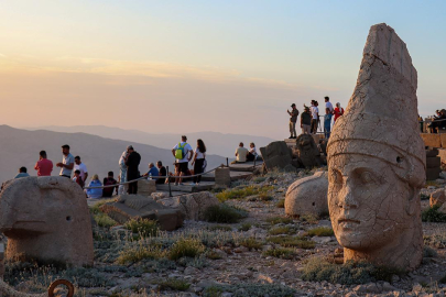 Nemrut Dağı'nı 7 yılda 1 milyon 38 bin kişi ziyaret etti