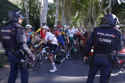 İspanya'daki bisiklet yarışının final etabı İsrail karşıtı protesto nedeniyle iptal edildi