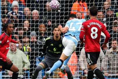 Manchester derbisinde kazanan City