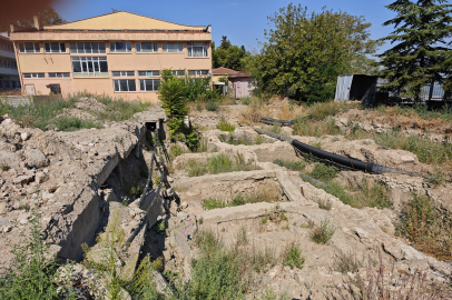 Bursa'daki o lisede arkeolojik kazı yapılacak!