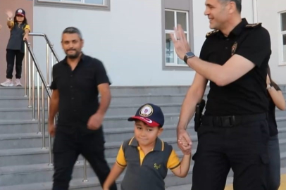 Kayseri'de emniyet müdüründen şehit polise vefa: Şehidin oğlunu okuldan alıp evine bıraktı